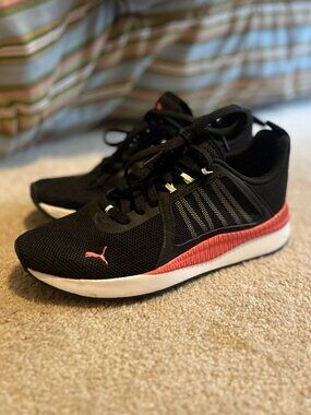 Puma Womens Pacer Net Cage Sneakers (Sz. 7.5)